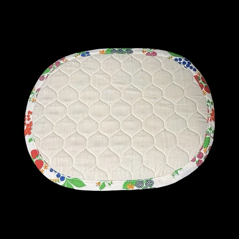 Vintage‎ Quilted Placemats Berries Cottagecore Country Granny Kitchen Set Of 4